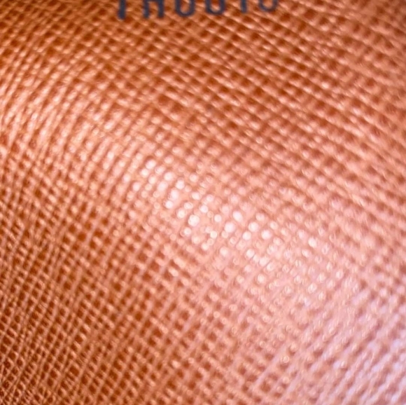 Authentic Louis Vuitton laptop bag - Picture 2 of 10